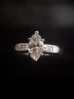 マーキスカット ダイヤモンド 主石1ctup プラチナリング 14号