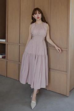 【新品タグ付】herlipto ワンピース　ドレス　M Polo Tuck Flared Dress