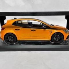 NOREV製 S124前期型　未使用、未開封　1/18 NOREV製 S124前期型 未使用、未開封 1/18 - メルカリ
