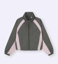 gu 新品タグ付き　ナイロン　ブルゾン　160