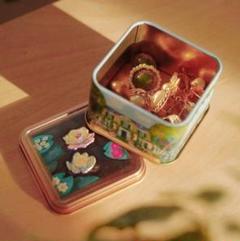 モネの庭缶のサムネイル