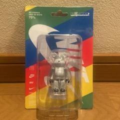 非売品 BE@RBRICK NIKE SB WHITE 70%