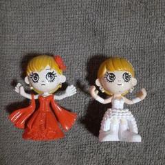 ドールフィギュア 2体セット 赤と白