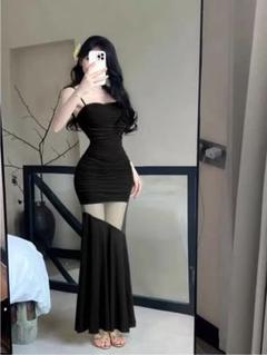 シンプルロングワンピース✨透け感で魅せるセクシーおしゃれコーデ