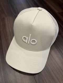 alo yoga アローヨガ　キャップ　白　新品 ALO Yoga(アロー) キャップ(レディース) - 海外通販のBUYMA