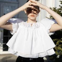 新品未使用　THETOE ガーデニアチュールフリルトップス　ホワイト Gardenia Tulle Frill Tops – THE TOÉ
