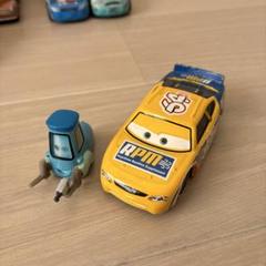 カーズ マテル ミニカー ピストンカップレーサー グイド 64番