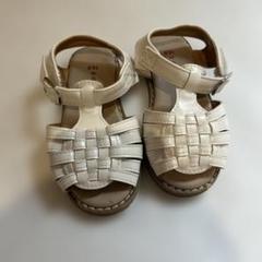 新品●ホワイト編み込みサンダル 14cm
