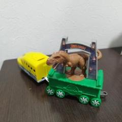 ジュラシック・ワールド ティラノサウルス プラレール