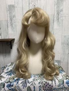 オーロラ姫　ウィッグ　即購入可 オーロラ姫 ウィッグ 即購入可 - メルカリ