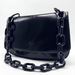 【極美品✨】プラダ ショルダーバッグ マドラス スウィング プラスチックチェーンのサムネイル