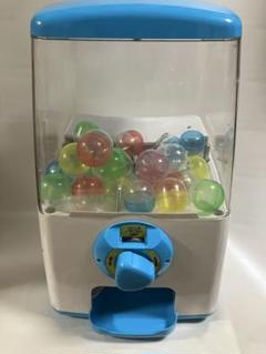 ガチャガチャ　カプセルトイマシン 鍵付き