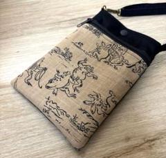 ハンドメイド　鳥獣戯画（薄茶色）スマホショルダー　S【HK-527】