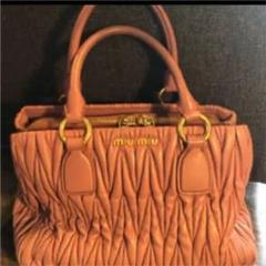 miumiuバック