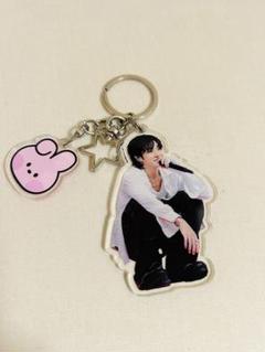 BTS ジョングク アクリルキーホルダー① BTS ジョングク アクリルキーホルダー - メルカリ