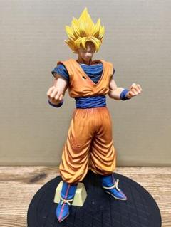 ドラゴンボールZ　グランディスタ　 超サイヤ人　孫悟空　フィギュア Amazon.co.jp: バンプレスト ドラゴンボールZ Grandista