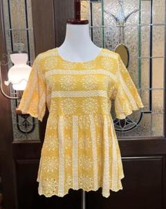 ーレース花柄トップスー 【極美品】 イエロー 5分袖 切り替えギャザーブラウス