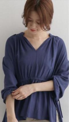 新品 リネンブレンド 長袖 ブラウス ギャザーブラウス 麻 リネンシャツ