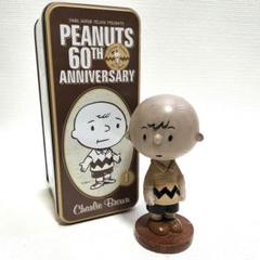 PEANUTSピーナッツ シュローダー ダークホースDarkHorseスヌーピー ピーナッツ 60周年記念 フィギュア 4点セット Tin缶入り