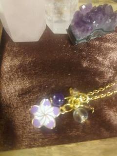 天然石、紫の花モチーフ 、アメジスト 、クリスタル、ネックレス