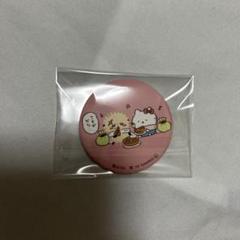 ちいかわ サンリオ ラッコ 缶バッジ