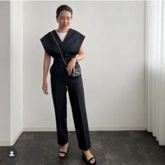 【美品】yori トリアセリボンサロペット 36 ネイビー yori(ヨリ)の「トリアセリボンサロペット【2021SM】6月発売予定