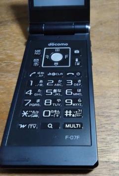 Amazon | docomo F-07F [Black] | 富士通 | 携帯電話本体