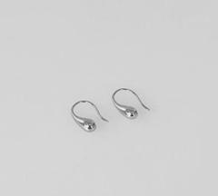 ドロップピアス