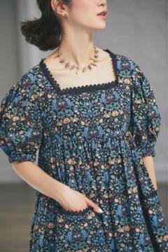 SEVENTEN 22AW スカラップレースプリントワンピース ネイビー