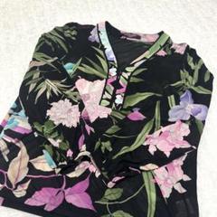 新品タグ付　美品　レオナール ブラウス　花柄 大きいサイズ42 未使用タグ付き 近年タグ 希少サイズ42 レオナール チュニック