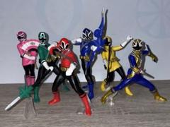 【まとめ売り】仮面ライダー ヒーロー戦隊 マスコット 計34体セット Amazon.co.jp: 仮面ライダー×スーパー戦隊×宇宙刑事 スーパー