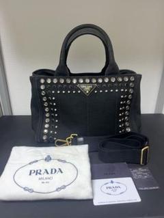 2025年最新】prada スタッズ バッグの人気アイテム - メルカリ