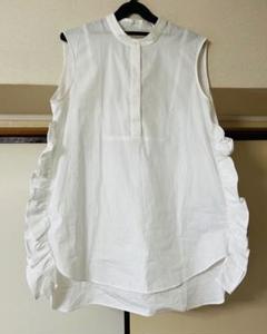 FENNEL ノースリーブフリルシャツ ヤマダヤ ブラウス白14,000円のサムネイル