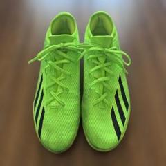 adidas 蛍光グリーン サッカー、フットサルシューズ