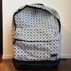 【新品未使用品✨】バオバオ イッセイミヤケ リュック バックパック ホワイト 楽天市場】【バッグ】BAO BAO ISSEY MIYAKE バオ バオ イッセイ