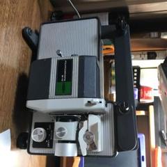 8ミリ映写機