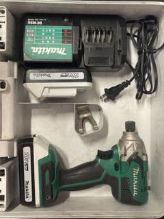 マキタ M698DSX 18V 充電式インパクトドライバ 【DIY向け】【廃