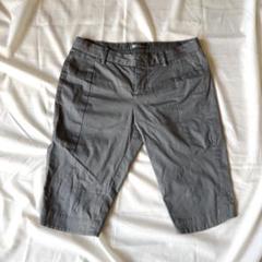 美品 JNBYSINCE1994 グレー　ショートパンツ きれいめカジュアル