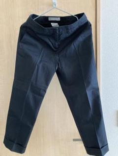 【値下げ！！】MaxMara  黒クロップドパンツ　38のサムネイル