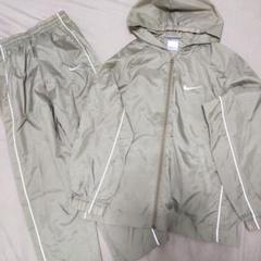Nike ウィンドブレーカー　セットアップ　 XS ベージュ　130cm