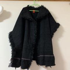 ISSEY MIYAKE ブラック ケープコート メンズ／ジャケット＆コート／コート – isseymiyake.com