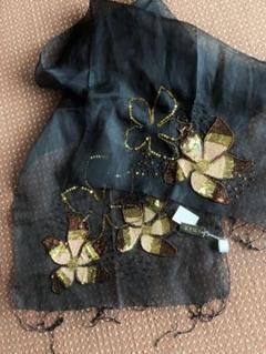 未使用タグ付き　シルクオーガンジー　花刺繍スパンコール装飾ストール