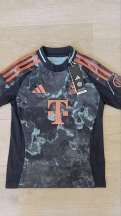 @新品未使用adidas FCバイエルン・ミュンヘン シャツ 9-10Y/140