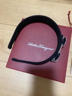 未使用美品！セット価格♪ヴァラリボン カチューシャ✴︎フェラガモ ピンク&黒 未使用美品！セット価格♪ヴァラリボン カチューシャ