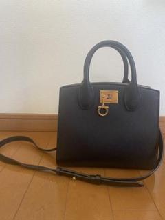 超美品‼️フェラガモ ⭕️studioスタジオ⭕️ラウンドボックスバッグ セール】【FERRAGAMO】フェラガモ STUDIO BOX BAG スタジオ