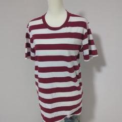 ユニクロ　ボルドーとホワイトのストライプTシャツ