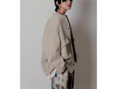 最終お値下げ　CHIGNON ベージュ モールツイードブルゾン　フォーマルにも◎ 最終お値下げCHIGNON ベージュ モールツイードブルゾン