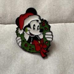 ミッキーマウス クリスマスリース ピンバッジ