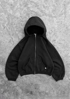 AKIMBO CLUB 似 ジップパーカー AKIMBO CLUB × TYRRELL WINSTON 