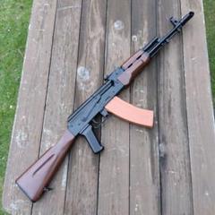 AK74 LS製（日本製）コッキングエアーガン AK74 LS製（日本製）コッキングエアーガン - メルカリ